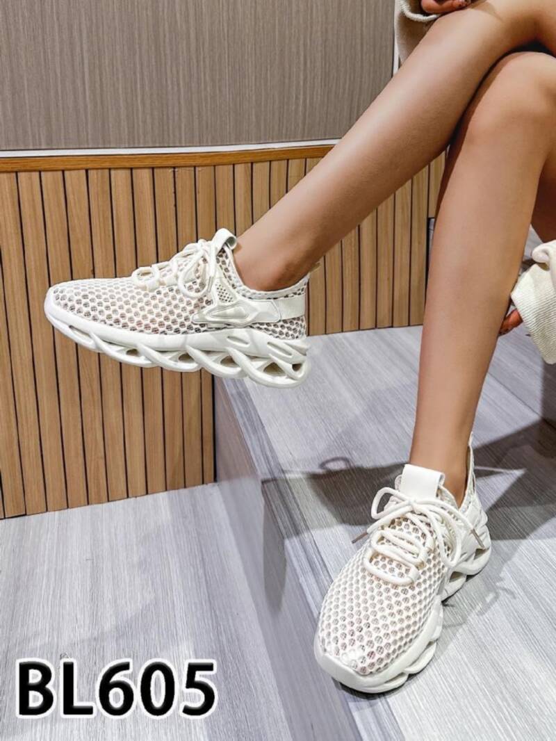 Buty sportowe damskie Roz 36-41 / 12 par 1